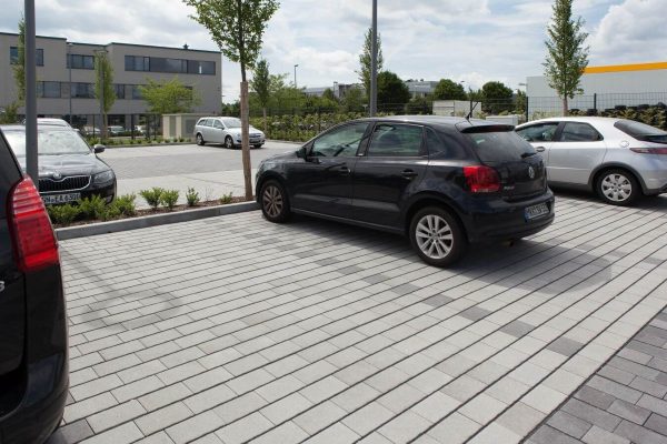 Pflastern Flächen & Parkplätze